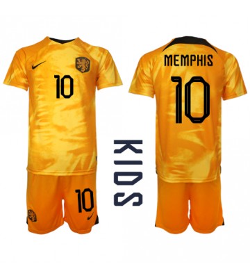 Nederland Memphis Depay #10 Hjemmedraktsett Barn VM 2022 Kortermet (+ Korte bukser)